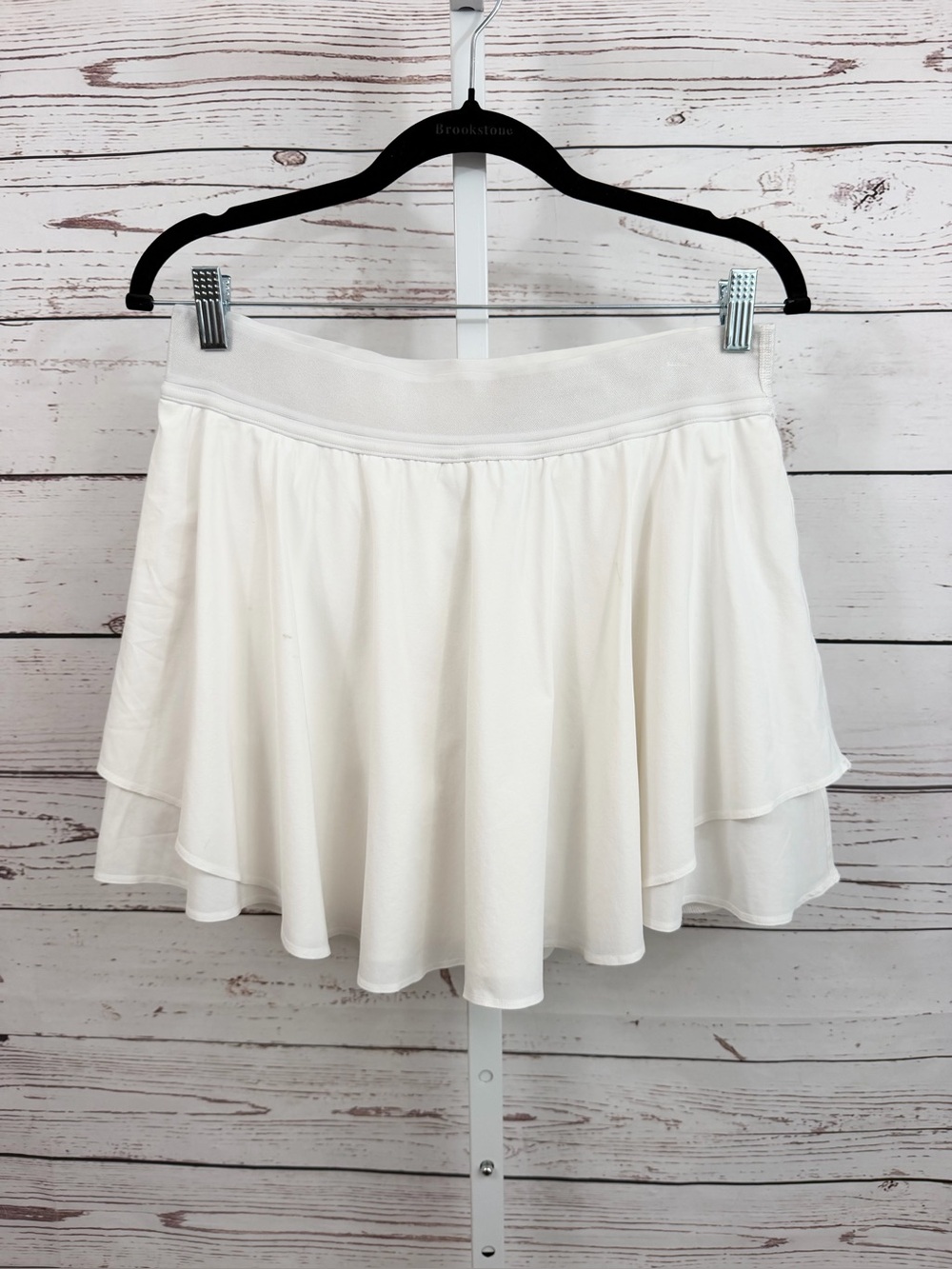 Lululemon Court Rival High Rise Skirt White Size 10 Tennis Golf